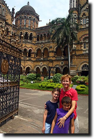 Alea, Mom, and Breck in Mumbai